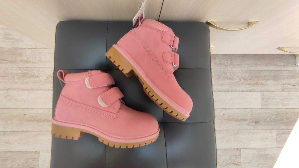 Ботинки демисезонные на девочку 26р.