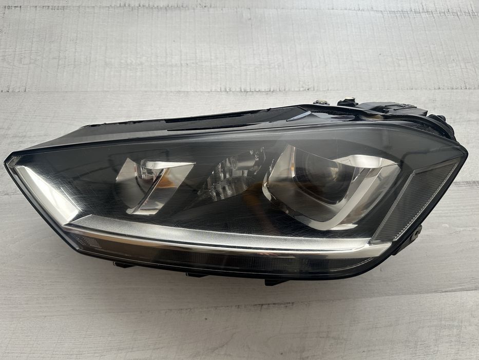 Far stanga xenon vw golf sportsvan Europa