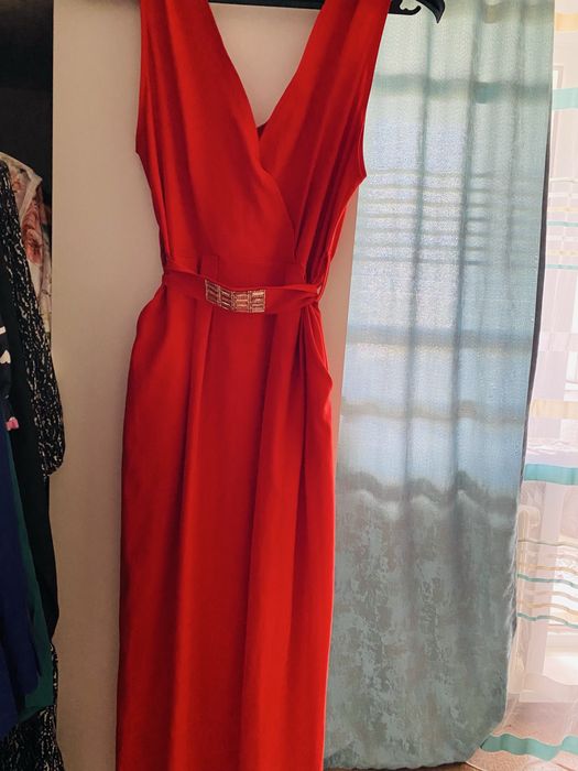 Продам платье вечернее в отличном состоянии