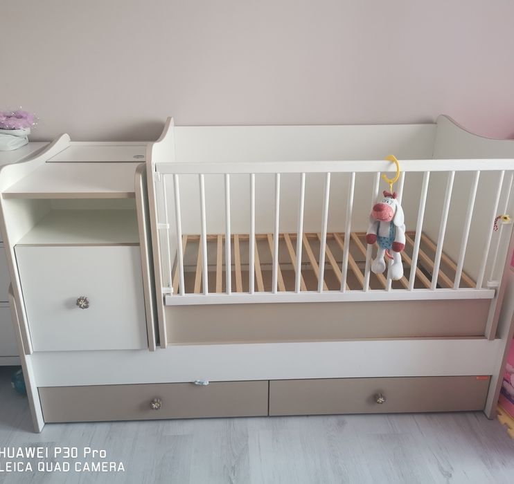 Детско дървено креватче