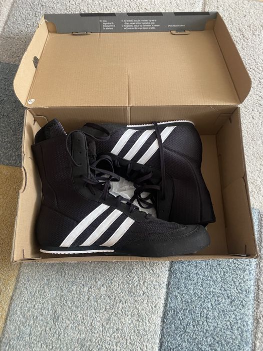 Обувки за бокс Adidas
