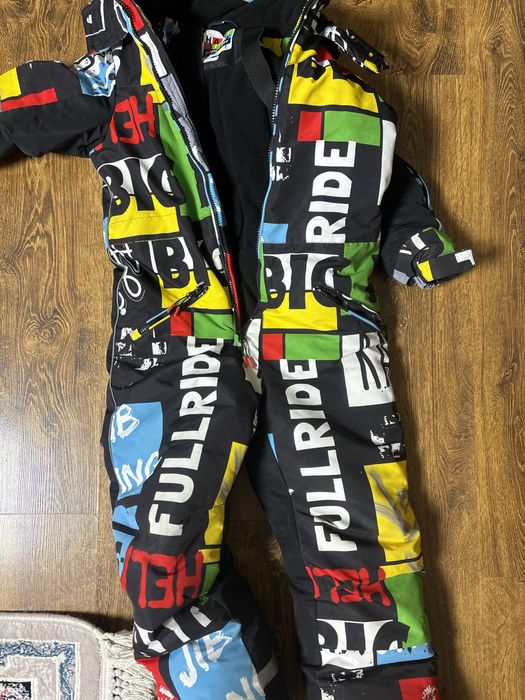 Продам комбинезон плей тудей