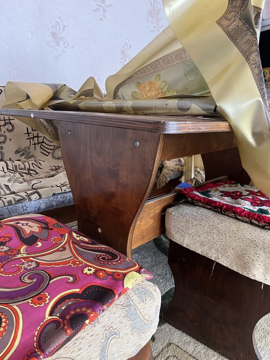 Уголок стол 2 стула