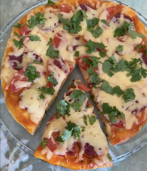 Домашняя пицца из калбас куринных собственного производство
