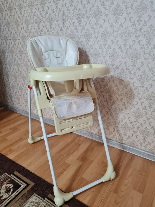 Детский стул для кормления