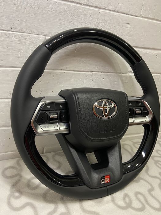 Руль на Toyota (Тойота) / Мультируль