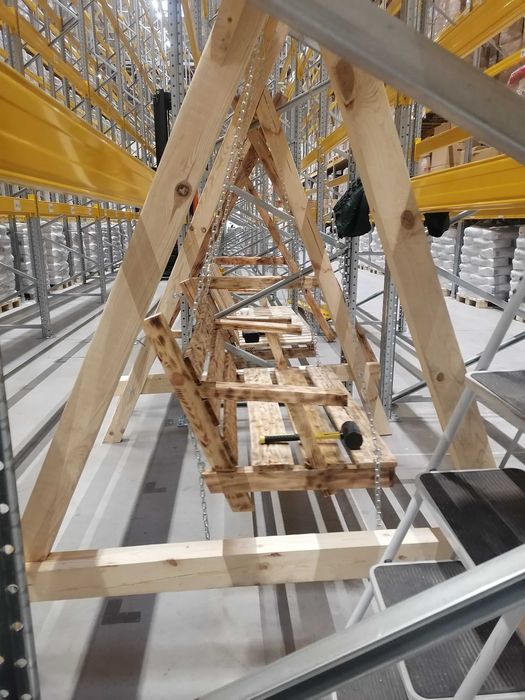 Дьрвени люлка за двор, нова