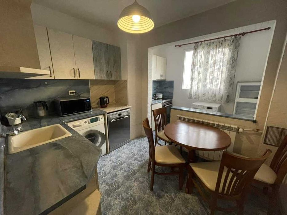 Дава се под наем Двустаен апартамент в Пловдив, Кършияка - 60 кв.м за 375 € - Снимка #3