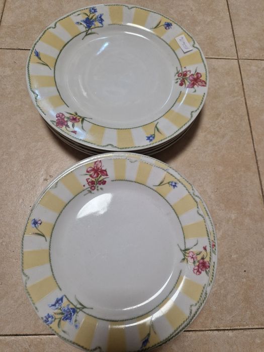 Разпродажба чинии купи и порцелан