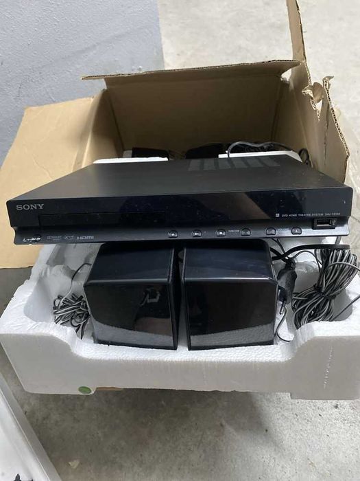 DVD Home theatre system SONY DAV TZ140
