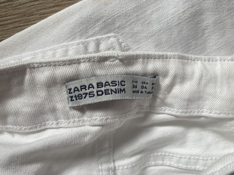 Blugi Zara- mid rise skinny