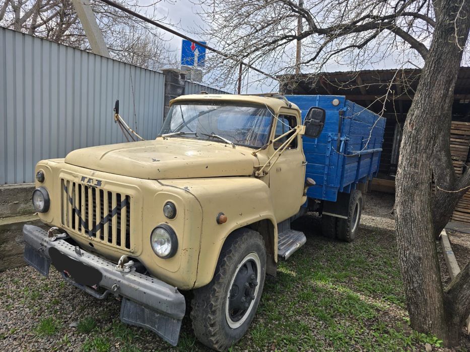 ГАЗ 52 1982 года выпуска.