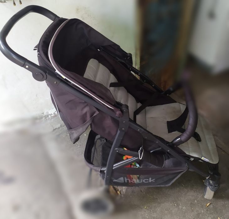 Детская коляска 3 в 1