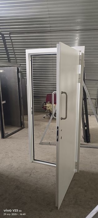 Входные металлические двери