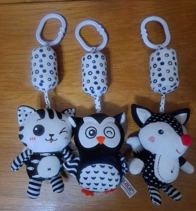 Set 3 zornaitori pentru bebe Alb Negru