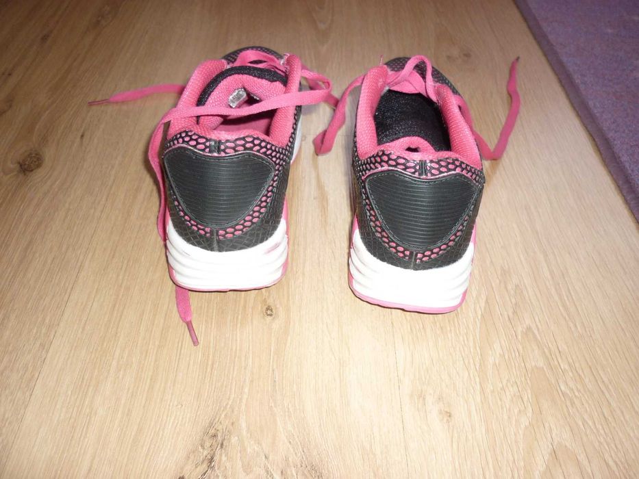 Дамски маратонки