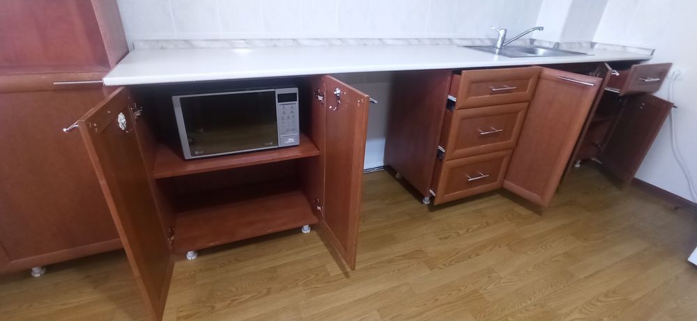 Кухонный гарнитур