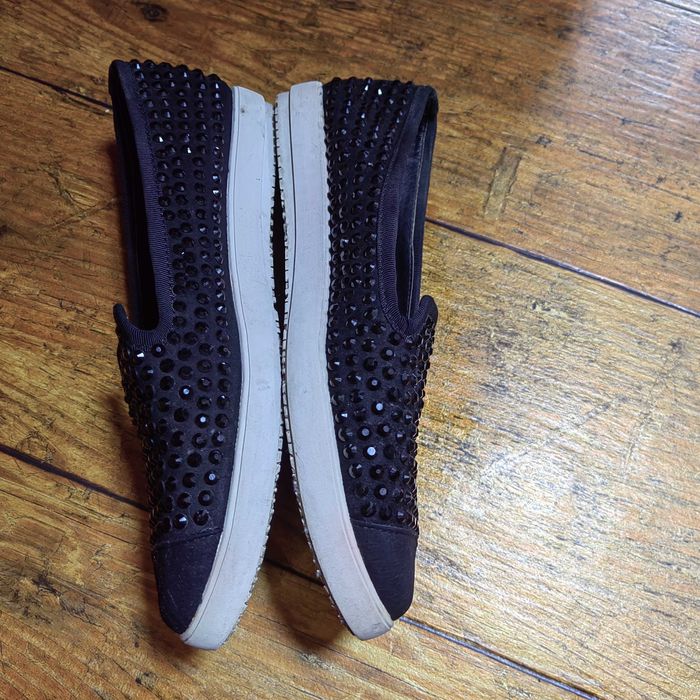 Лоферы со стразами