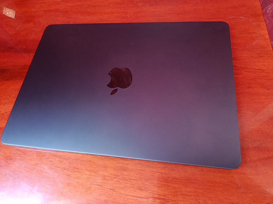 Macbook Air M2 8/256
