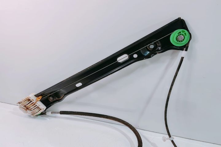 Macara stanga fata cu motoras 7060265S / 7140587E BMW Seria 3 E90/E91