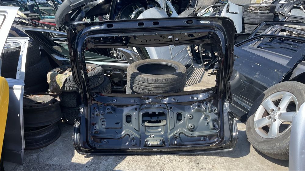 Багажна врата Porsche Cayenne