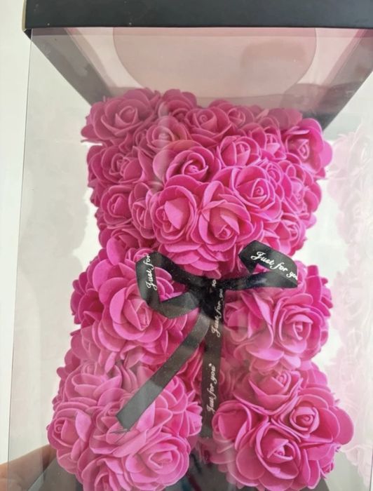 Ursuleț din Trandafiri Roz/Teddy Bear Made of Eternal Roses