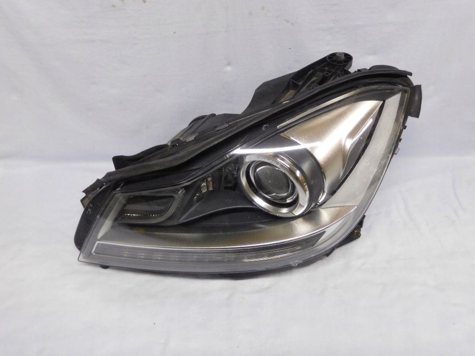 Mercedes W204 C class ils lci lift facelift far xenon bi xenon led