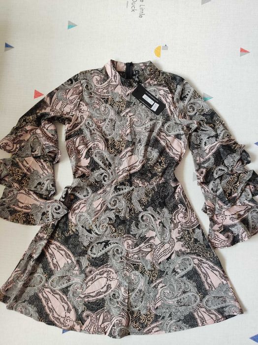 Нова рокля Influence