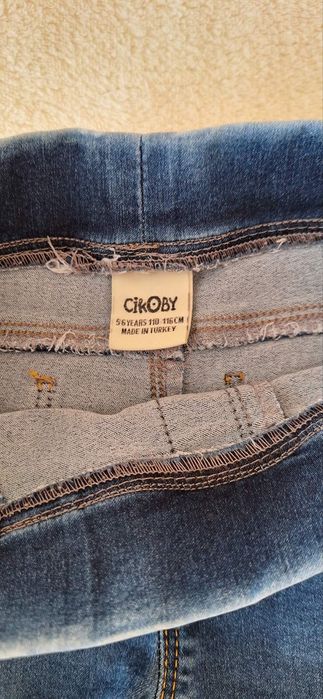 Лот от детски панталони за момиче