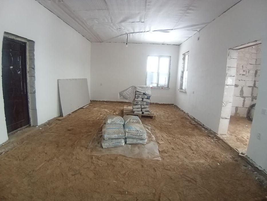 Продам дом напротив школы