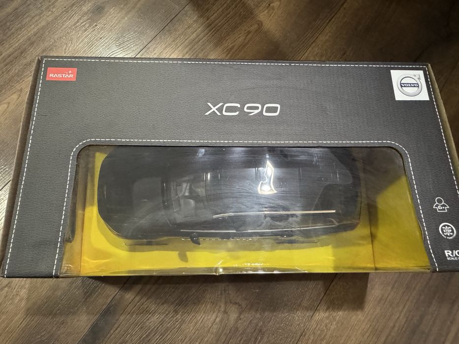 Кола с дистанционно управление Volvo XC90