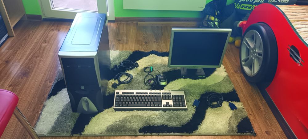 Комплект компютъна система на JAR :