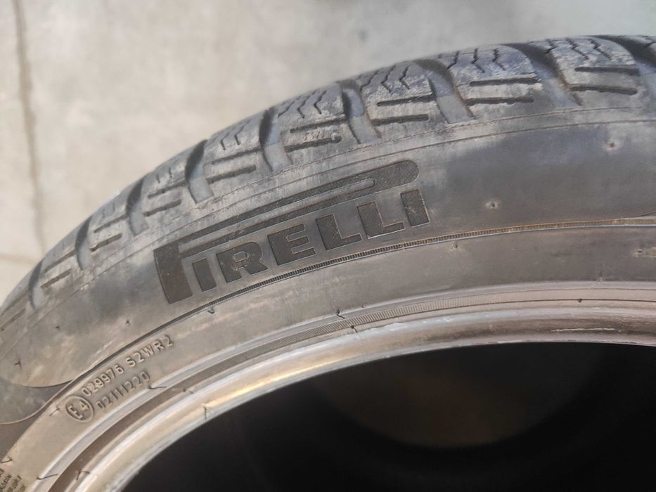 2бр.зимни гуми 315/35/21 Pirelli