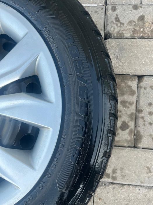 Продам шины с дисками