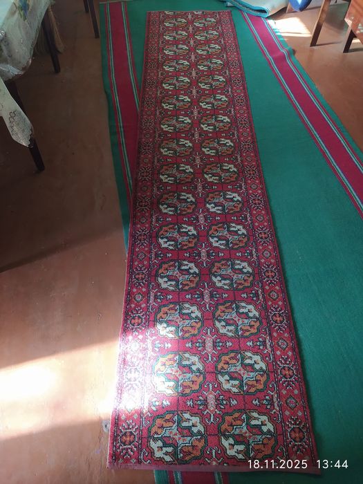 Продам ковры из чистой шерсти.