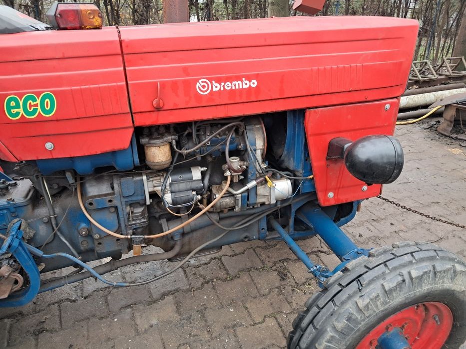 Tractor U445- leuț