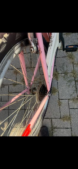 Bicicletă damă Goetze City roz – Shimano, portbagaj, 26”