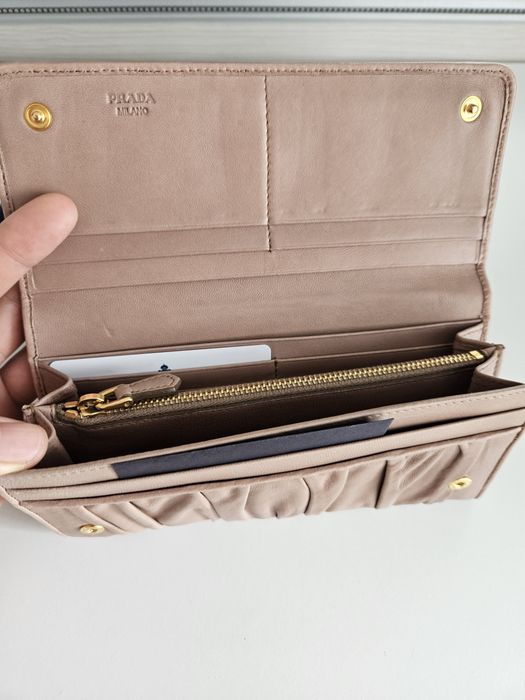 Женское портмоне PRADA оригинал