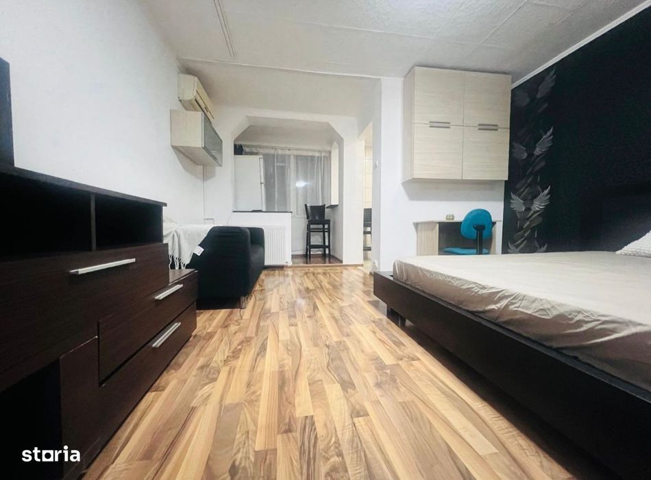 titan 4-5 miute metrou moderna libera