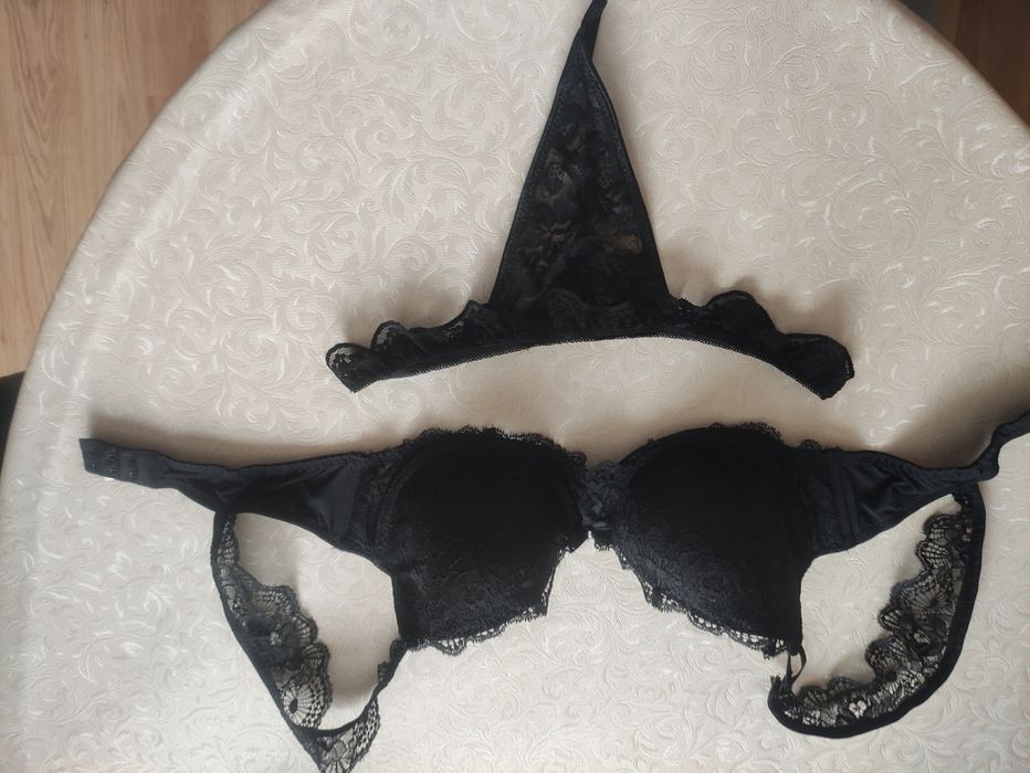 Надуваема възглавница за врат.