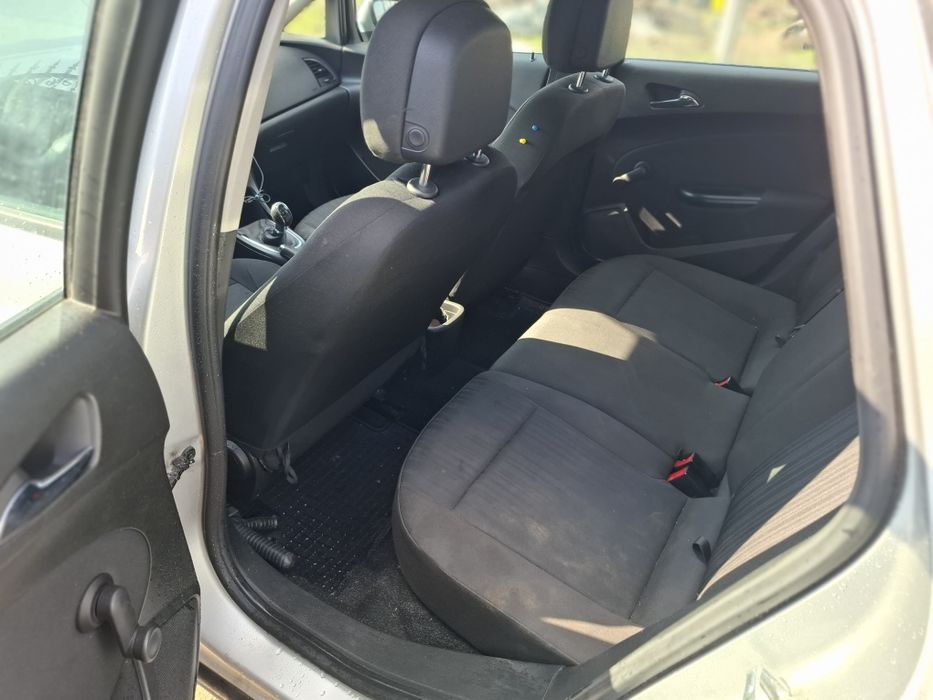 Se vinde Opel astra j