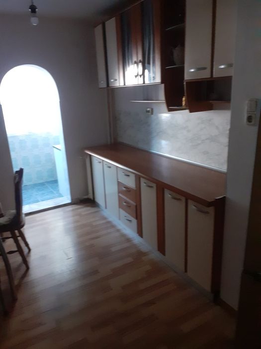 Dau în chirie apartament 2 camere