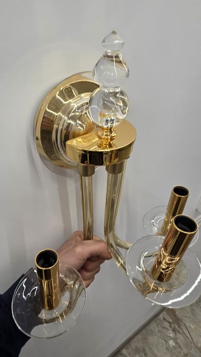 Aplica  3 picioare si lustra