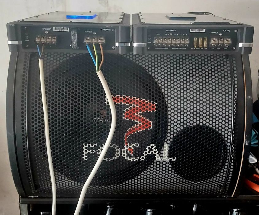 Vând amplificatoare auto Harman/Kardon+tub bass