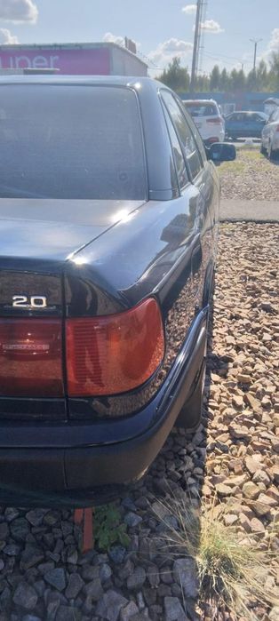 Ауди100. Состояние отличное.