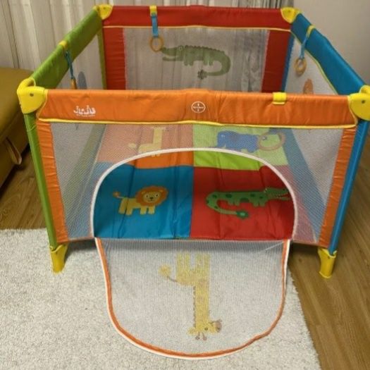 Tarc de joacă pentru copii