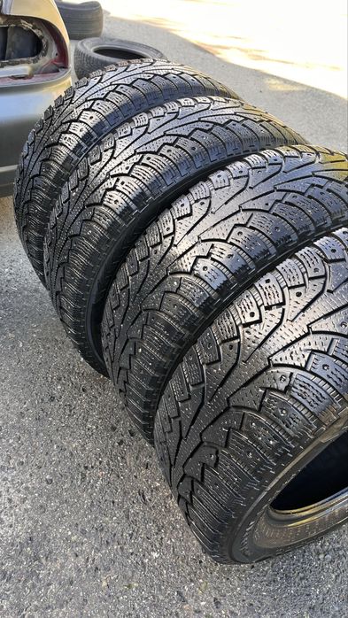 Продам резину 225/60/17 зима