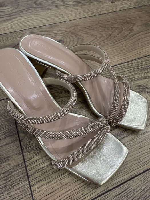 Босоножки 37 размер