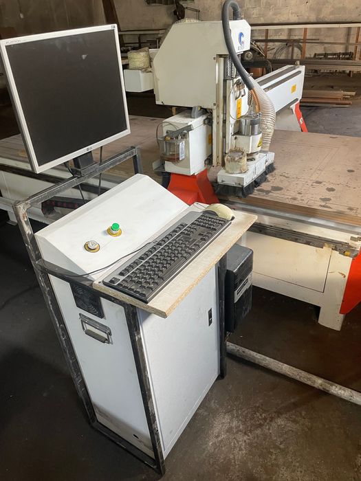 Фрезерный станок с чпу. СРОЧНО!