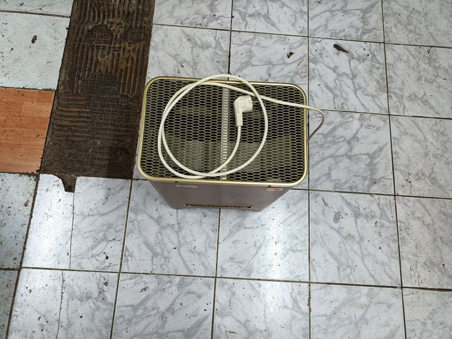 De vânzare soba electrica funcționează